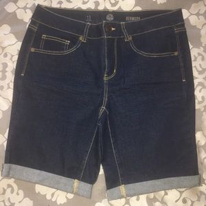 Bermuda shorts .  New w/out tags